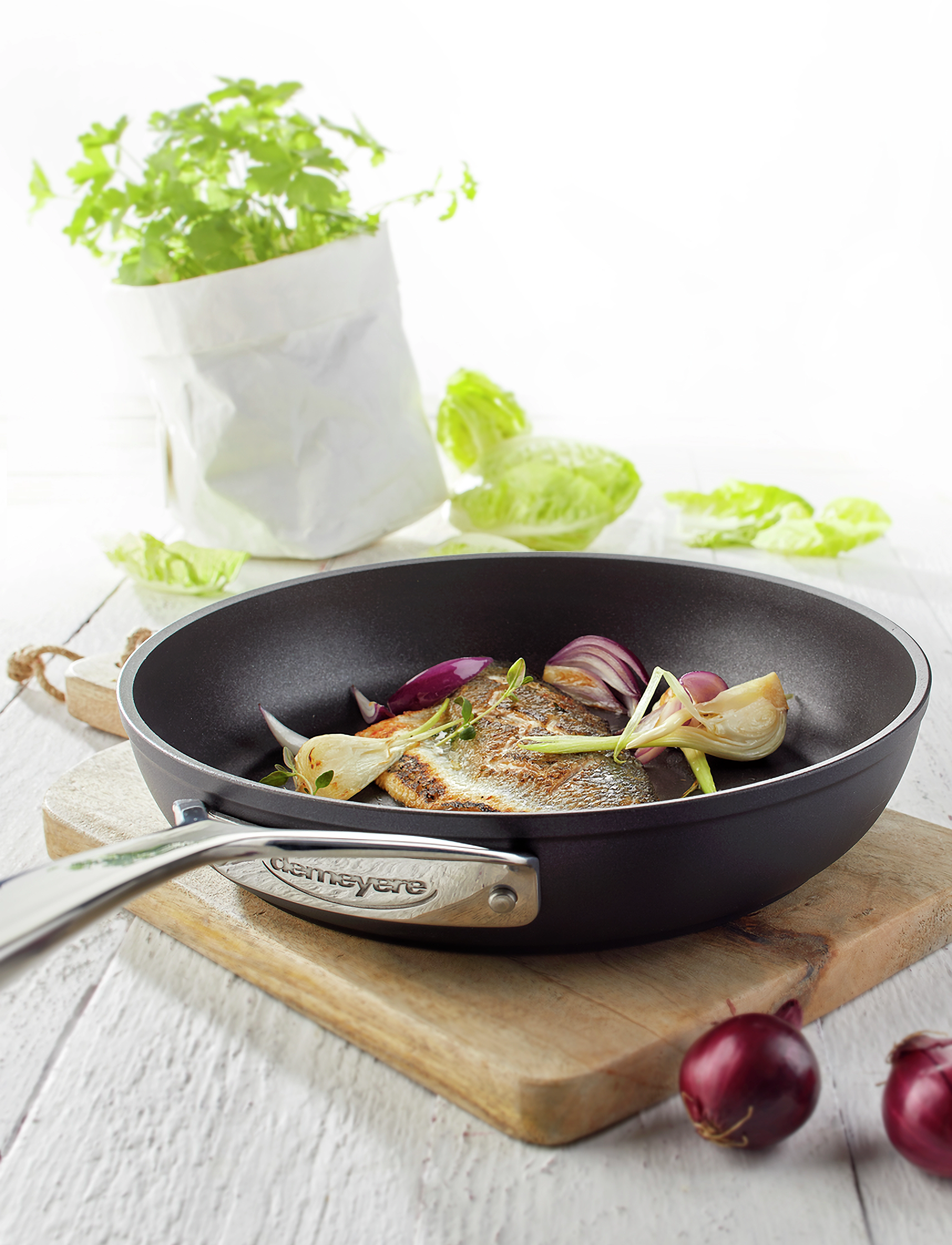 DEMEYERE - Alu Pro 5, Frying pan 24 cm - patelnie - black - 4