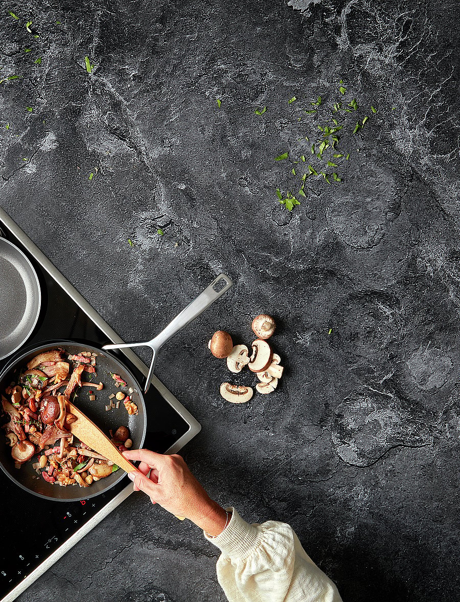 DEMEYERE - Alu Pro 5, Fry pan 32 cm - black - 3