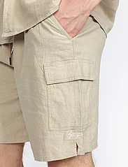 Denim project - DPLinen Blend Pocket Shorts - linen shorts - roasted cashew - 4