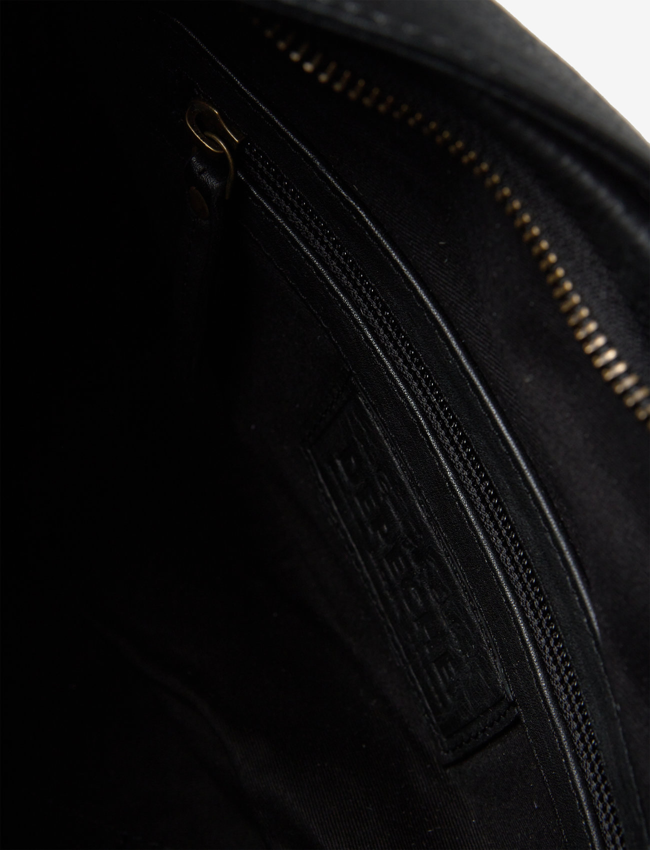 DEPECHE - Shoulderbag - 099 black (nero) - 3