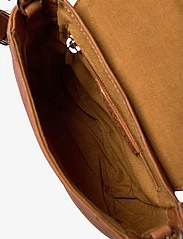 DEPECHE - Small bag / Clutch - odzież imprezowa w cenach outletowych - 014 cognac - 3