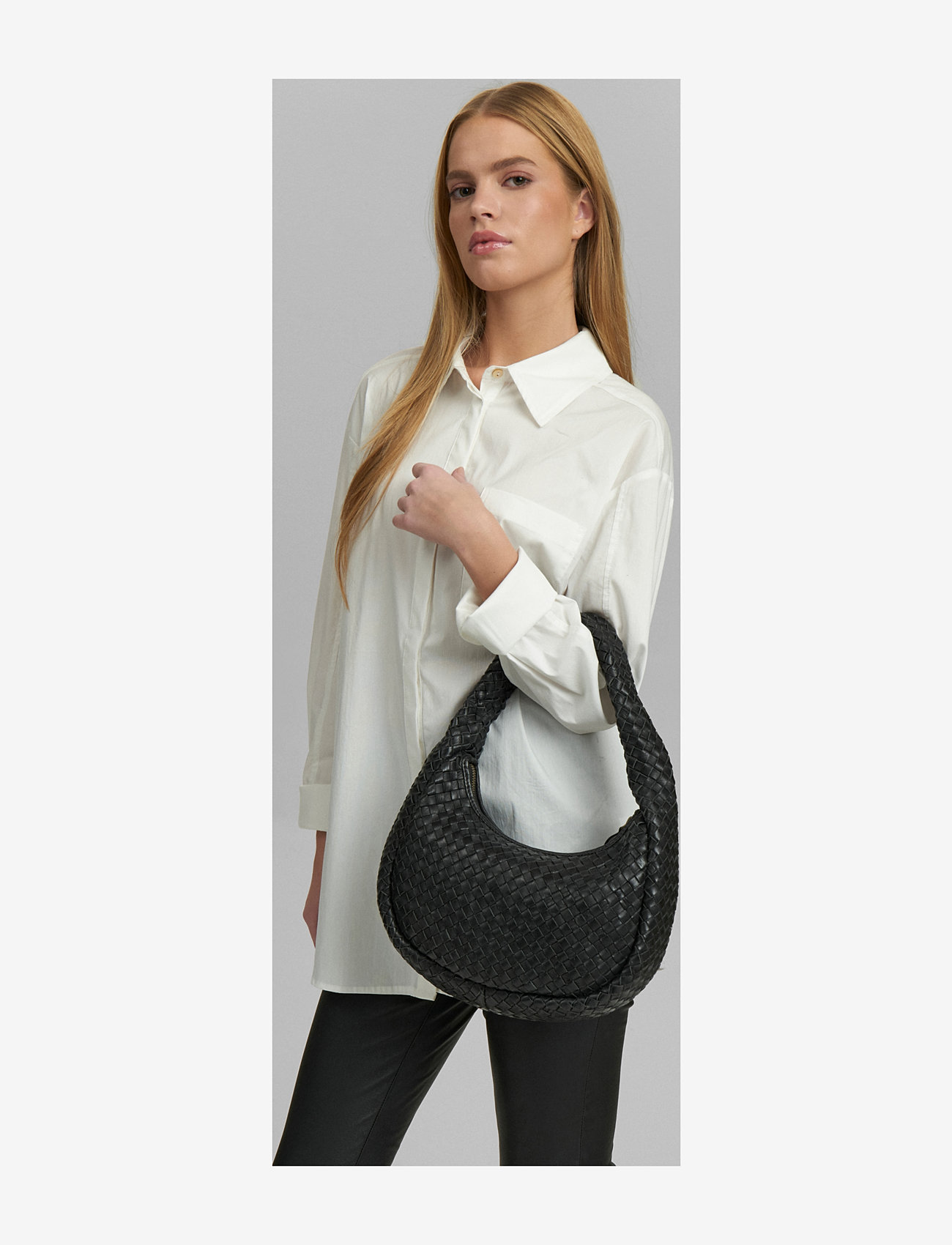 DEPECHE - Shoulderbag / Handbag - 099 black (nero) - 1