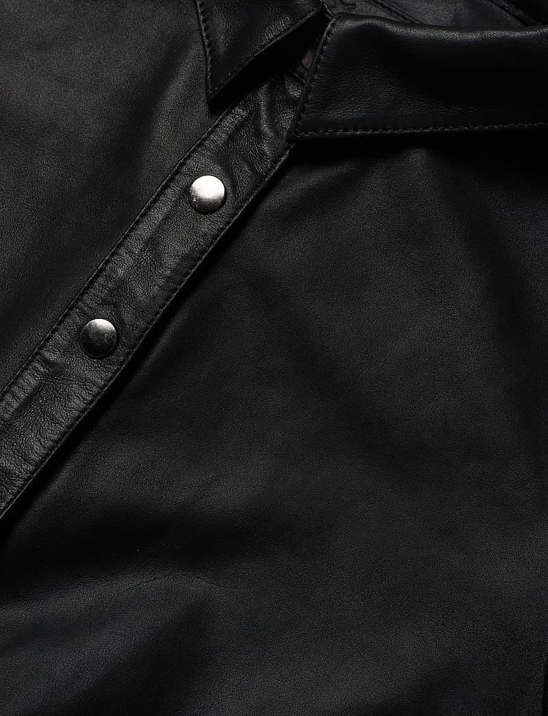 DEPECHE - Shirt w/buttons - långärmade skjortor - black - 2