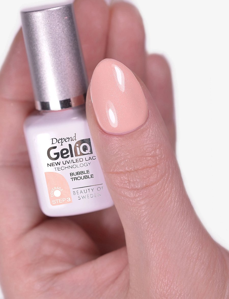 Depend Cosmetic - Gel iQ - makeup - bubble trouble - 0
