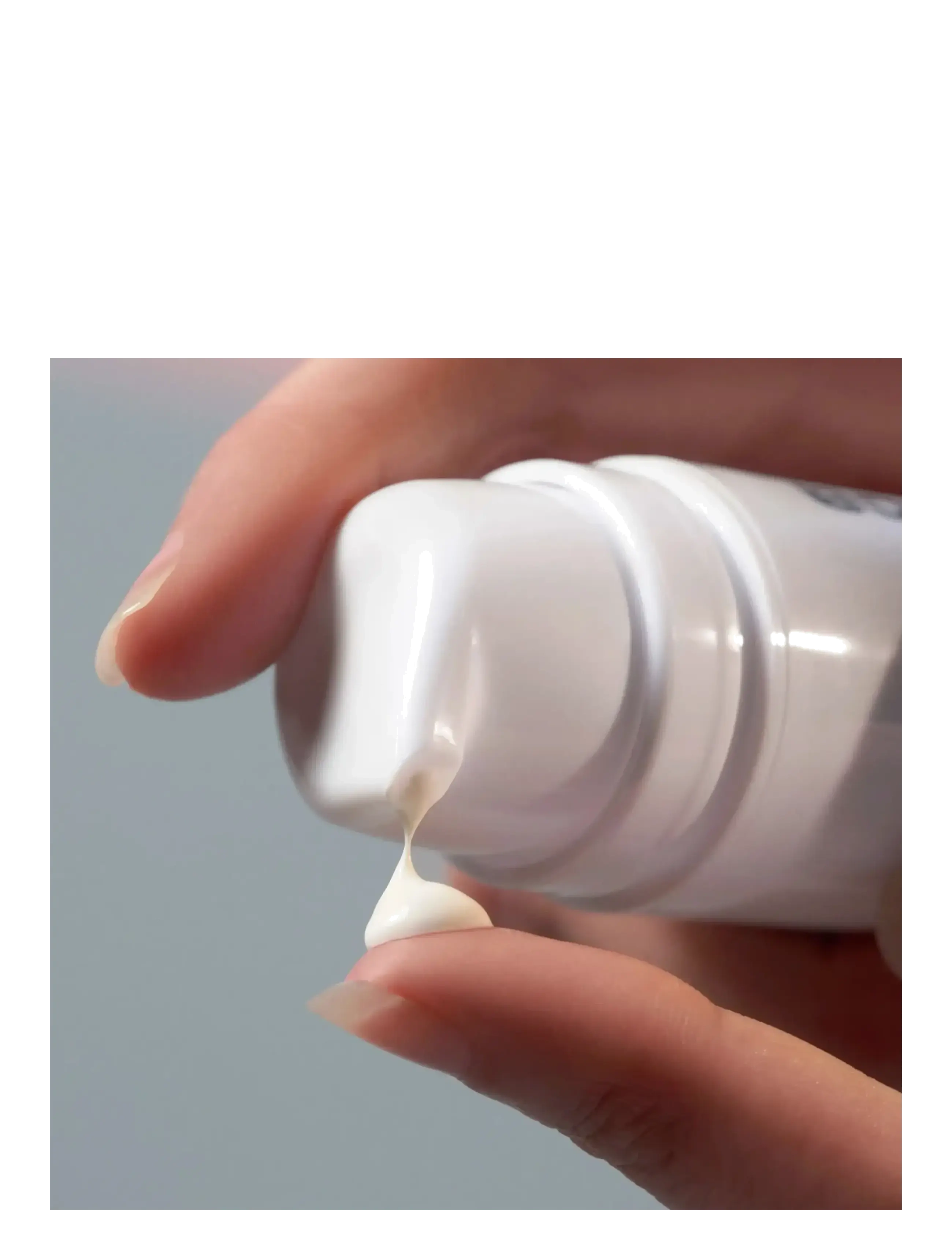 Age Smart® Dynamic Skin Recovery SPF50 5