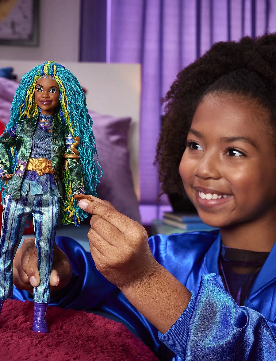 Descendants - Disney Descendants: The Rise Of Red , Uliana, Younger Sister of Ursula Doll - puppen - multi color - 0