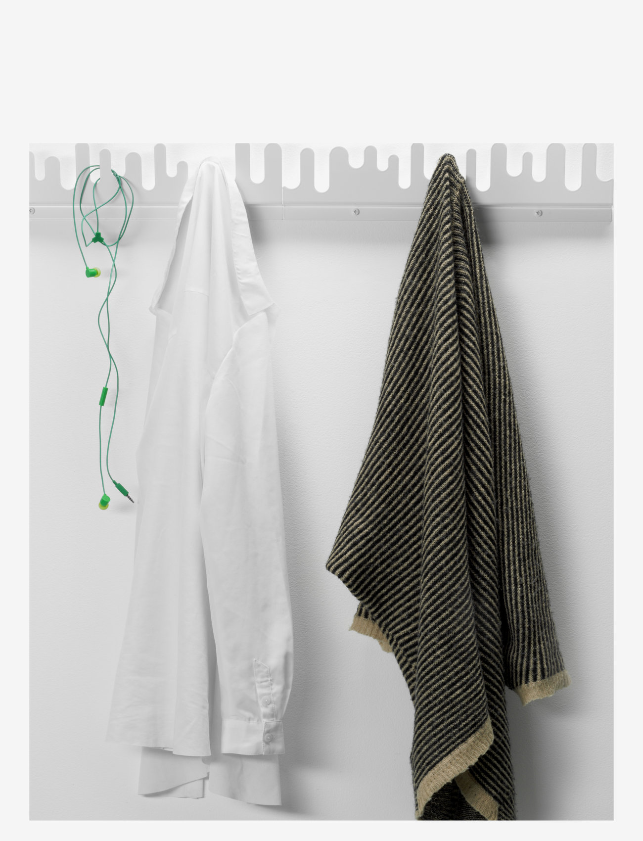 Design House Stockholm - Wave Hanger - coat hooks & racks - white - 2