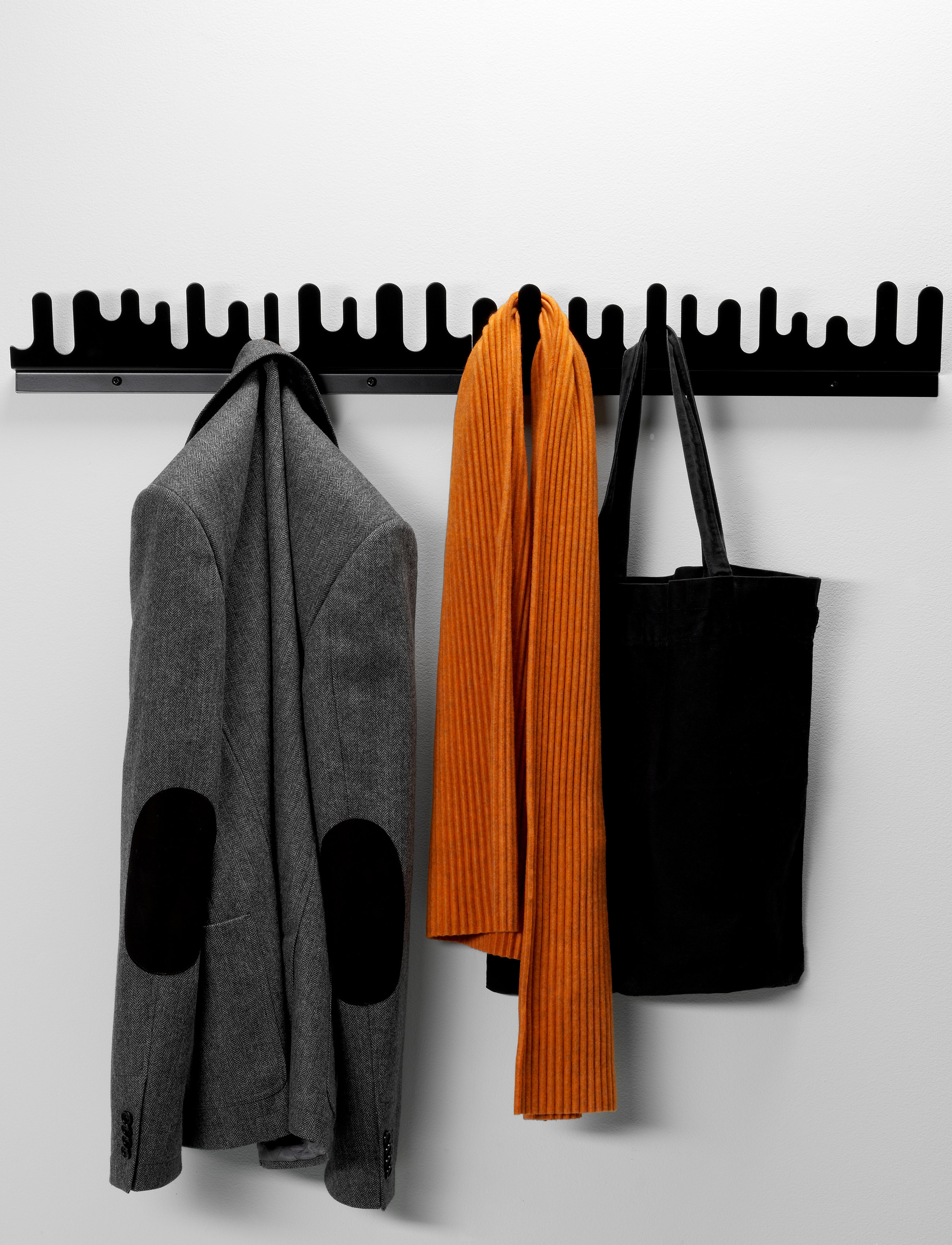 Design House Stockholm Wave Hanger, One Size, Furniture, Schwarz - Coat Hooks & Racks, Homeware