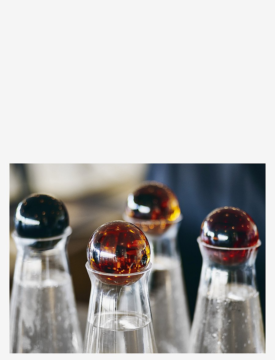 Design House Stockholm - Fia Carafe - wasserkaraffen - clear/amber - 4