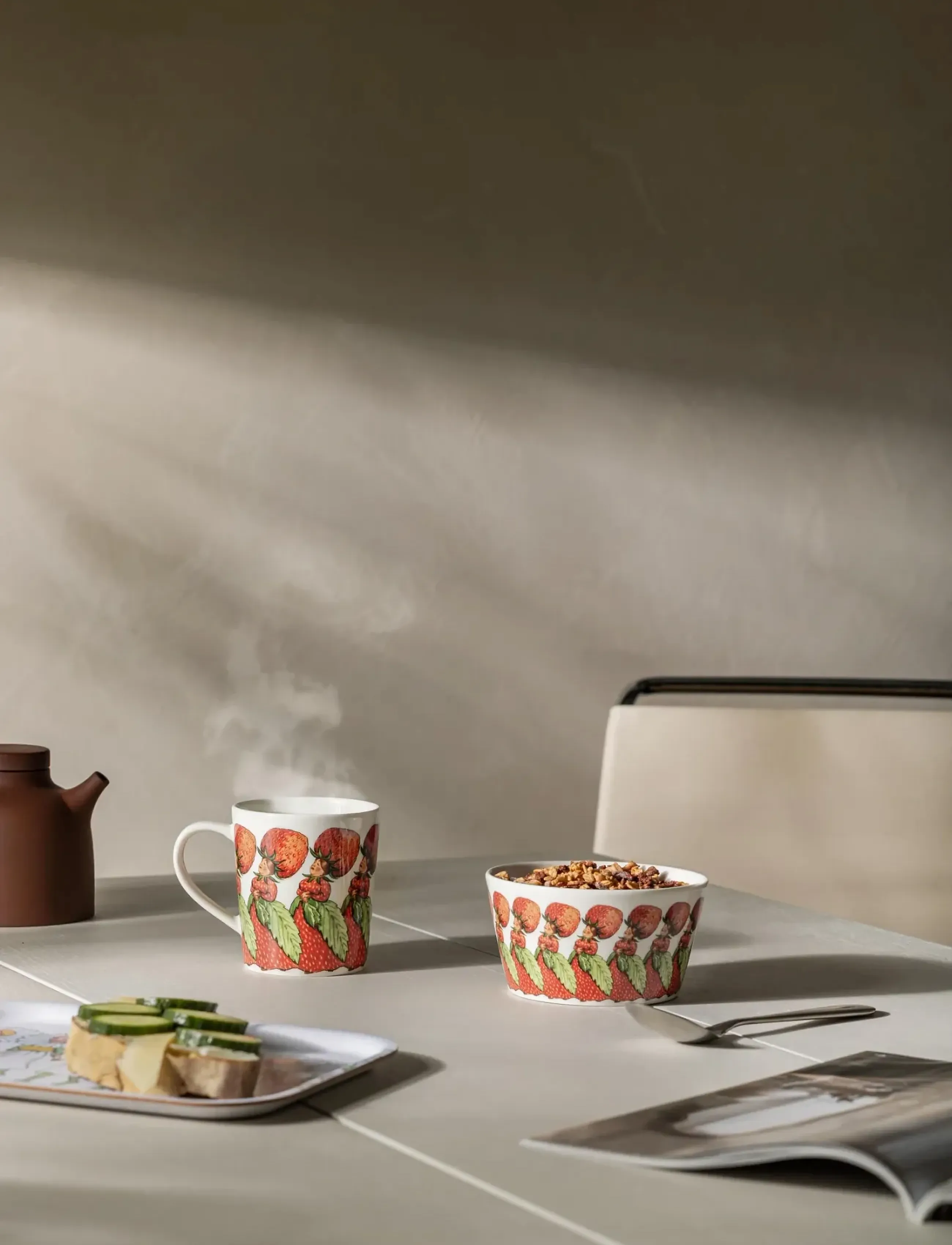 Design House Stockholm - The Strawberry Family Mug with handle - tasses à café - multi - 3