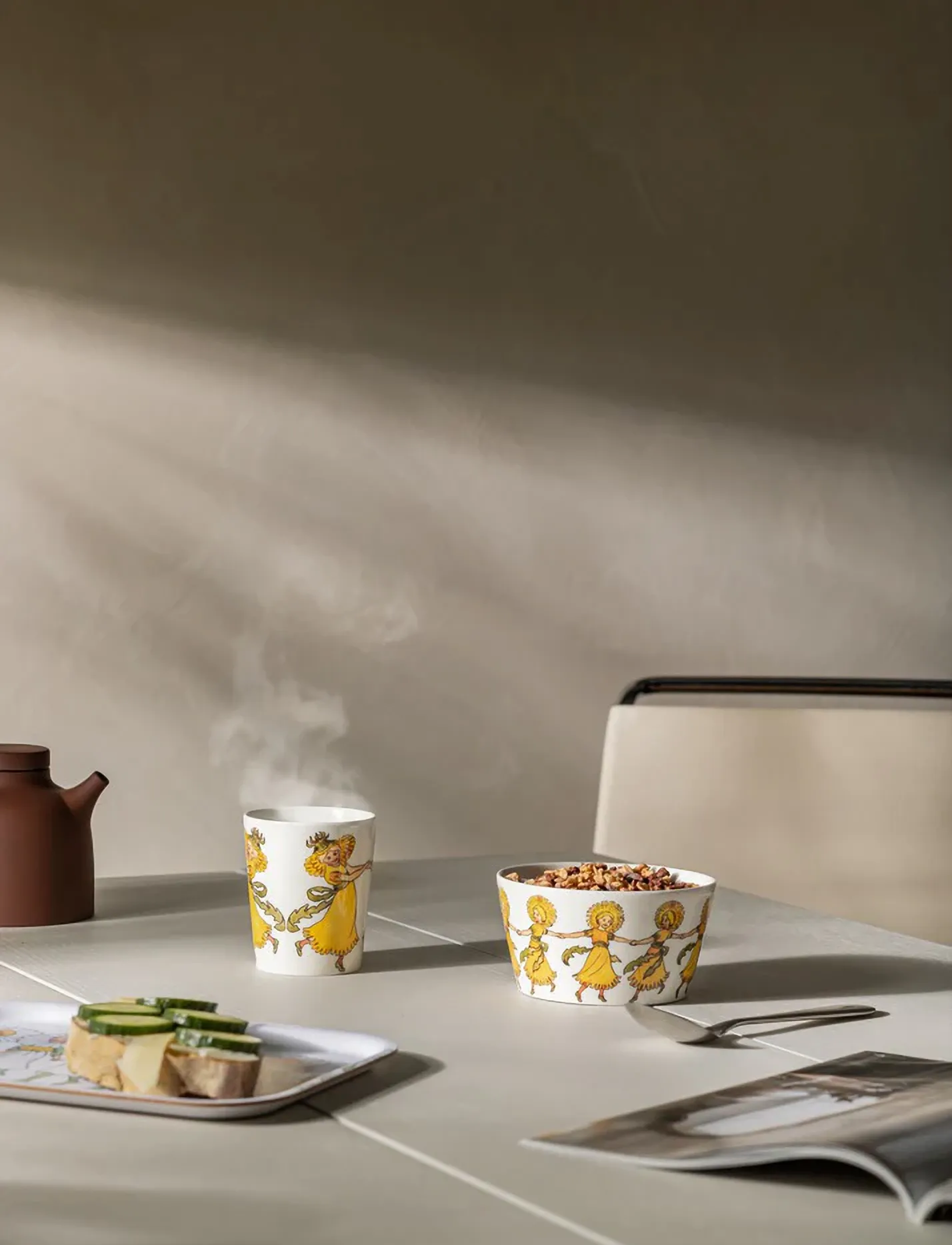 Design House Stockholm Dandelions Mug, 28 CL, Cups & Mugs, Weiß - Coffee Cups, Homeware