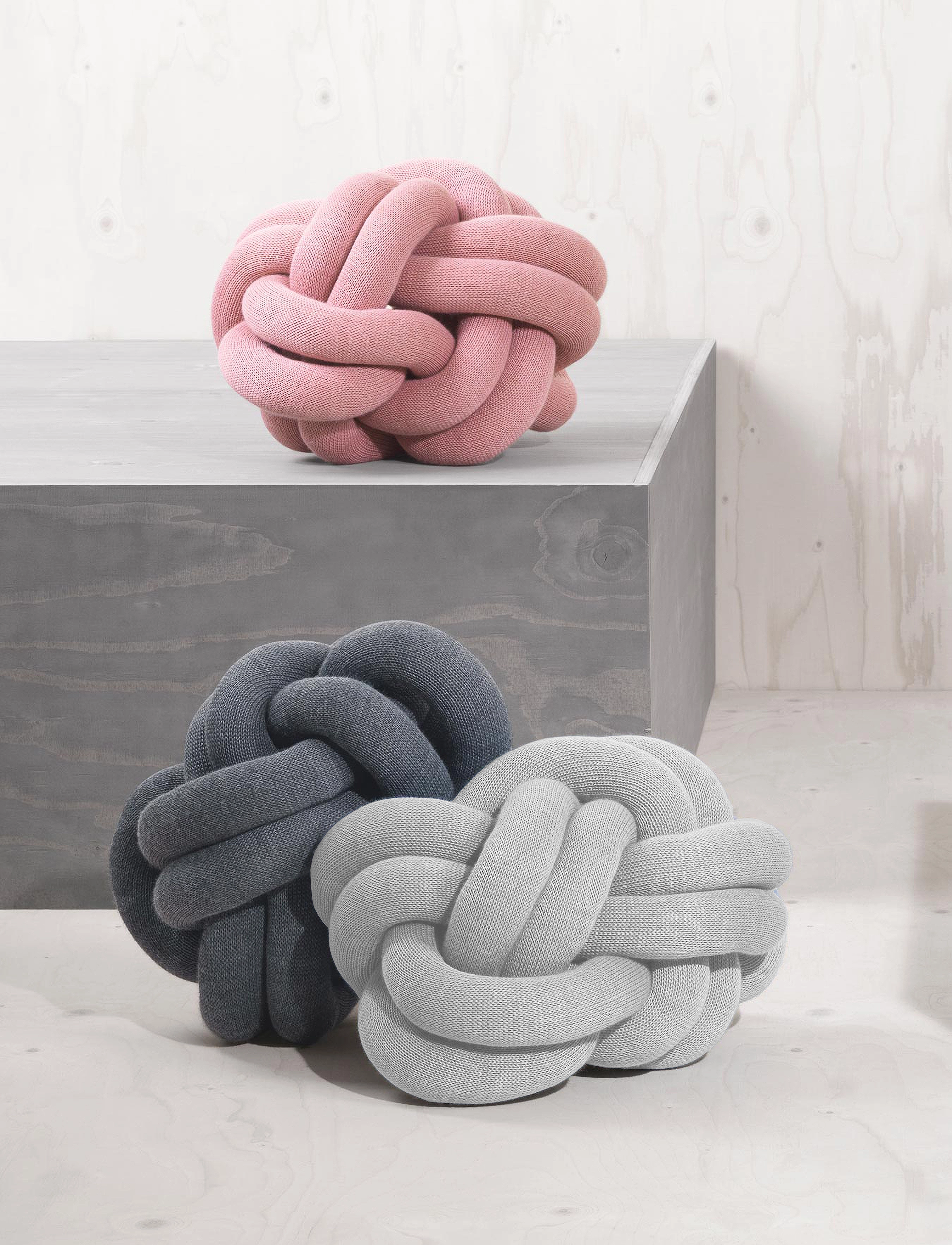 Design House Stockholm Knot Cushion, 30X30X15 cm, Cushions & Blankets, Grau - Cushions, Homeware