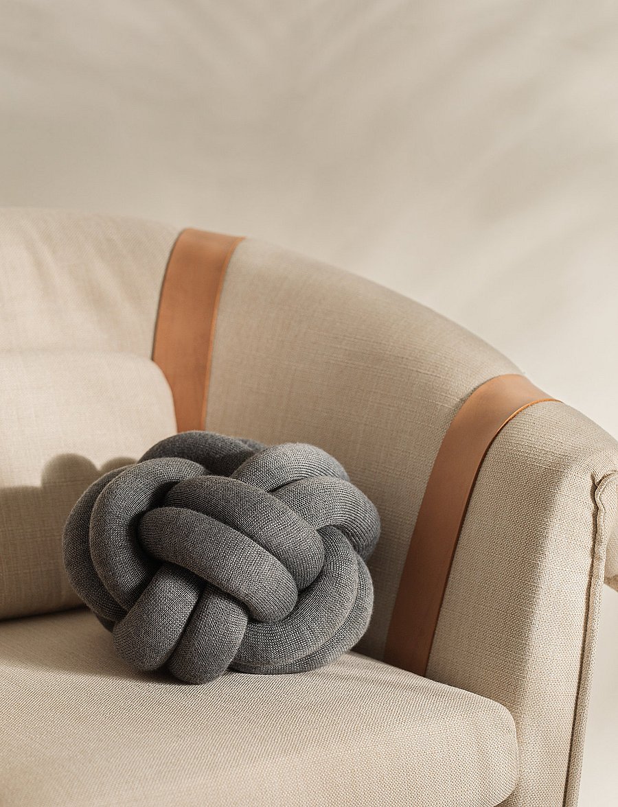 Design House Stockholm - Knot cushion - osta hinna alusel - grey - 0