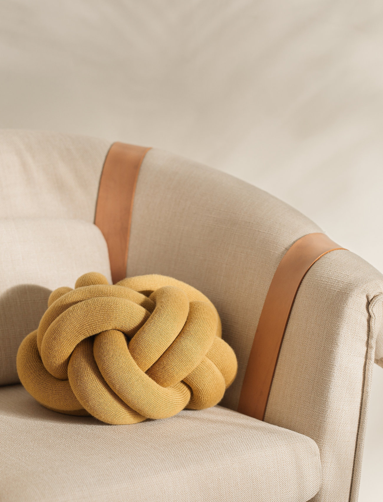 Design House Stockholm Knot Cushion, 30X30X15 cm, Cushions & Blankets, Gelb - Cushions, Homeware