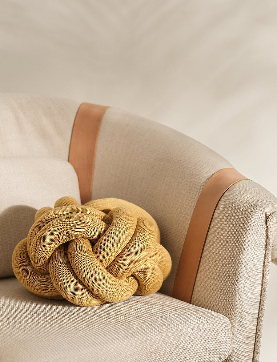 Design House Stockholm - Knot cushion - osta hinna alusel - yellow - 0