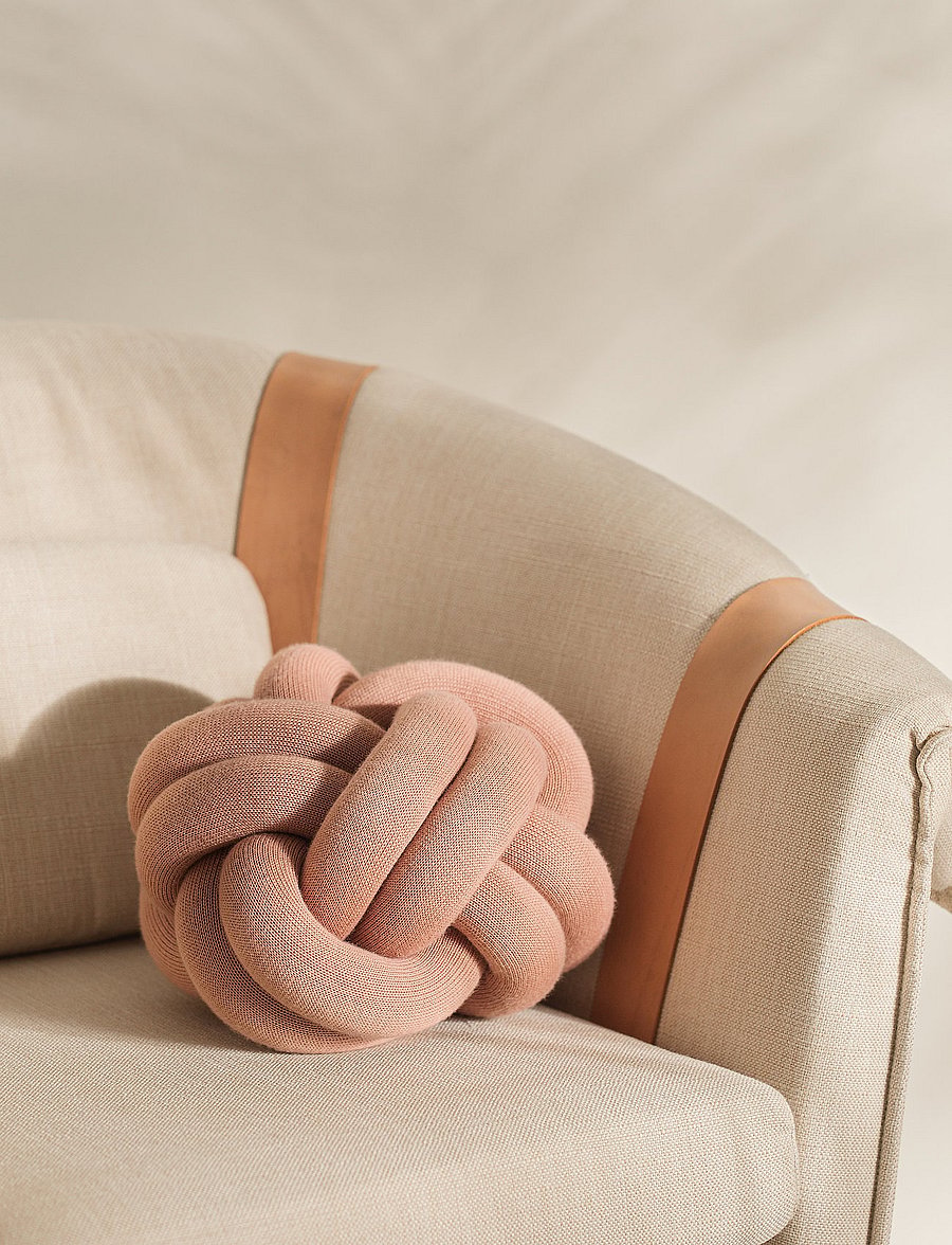 Design House Stockholm - Knot cushion - osta hinna alusel - dusty pink - 0