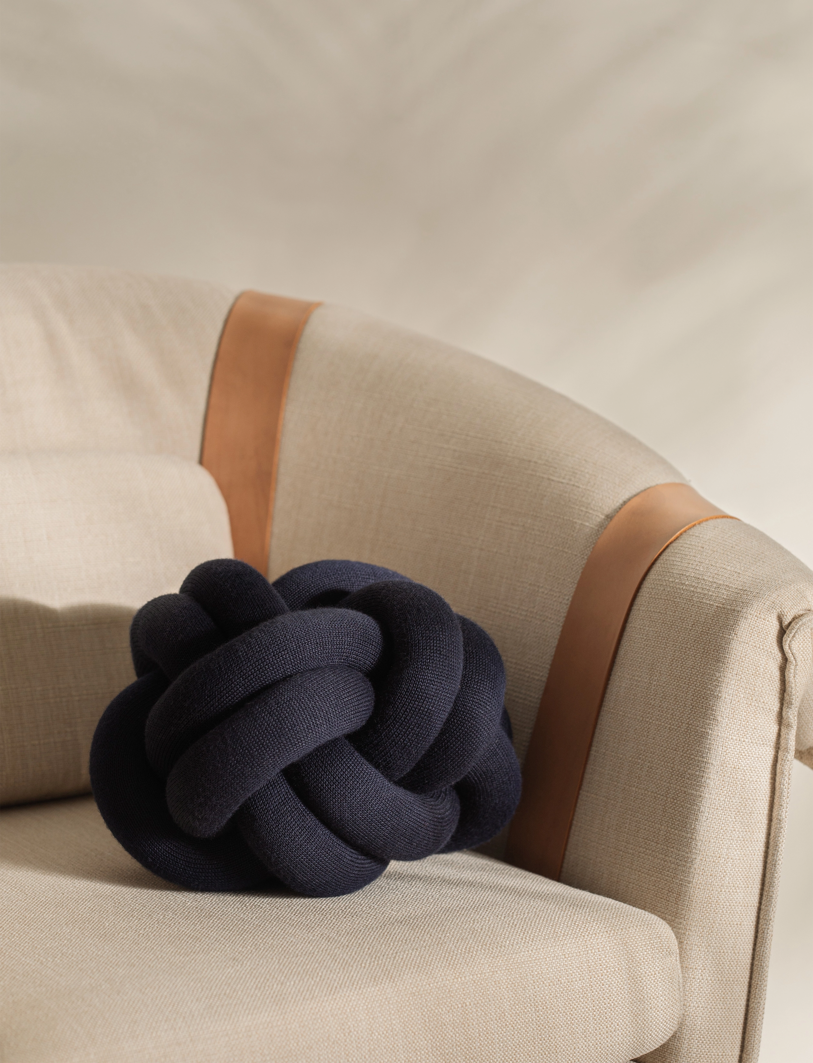 Design House Stockholm Knot Cushion, 30X30X15 cm, Cushions & Blankets, Blau - Cushions, Homeware