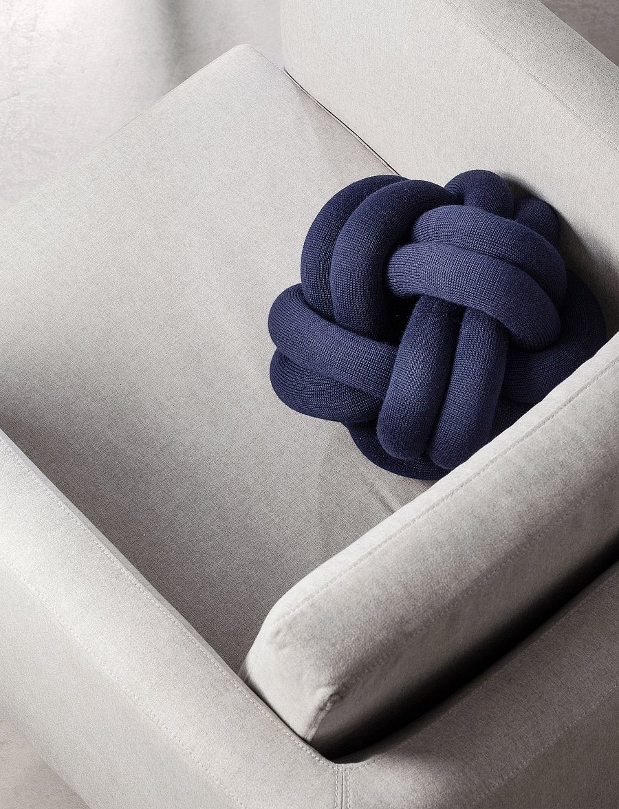 Design House Stockholm - Knot cushion - osta hinna alusel - navy - 3