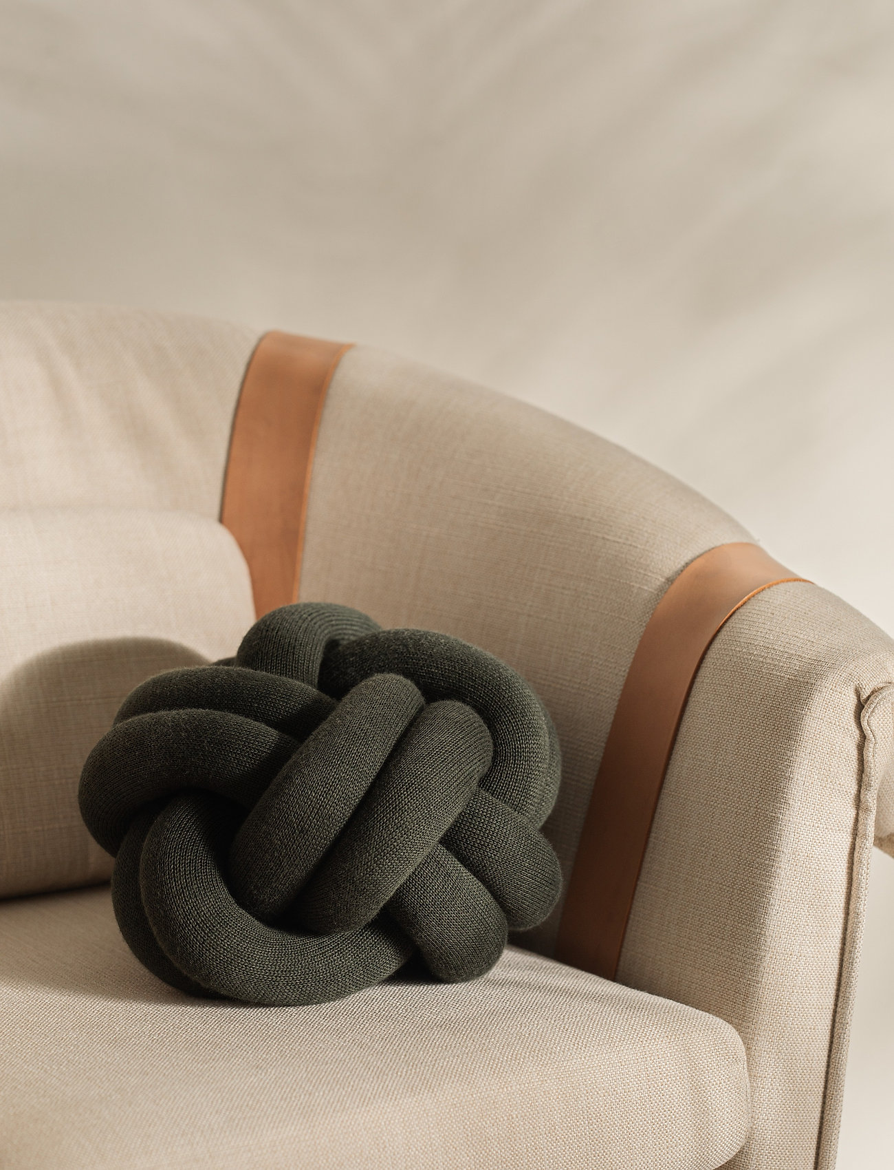 Design House Stockholm Knot Cushion, 30X30X15 cm, Cushions & Blankets, Grün - Cushions, Homeware