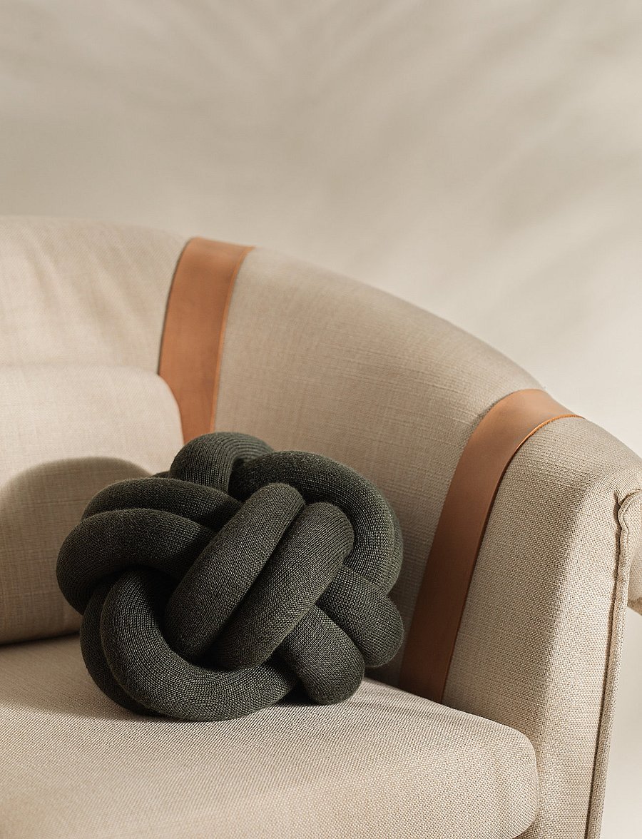 Design House Stockholm - Knot cushion - osta hinna alusel - forest green - 0