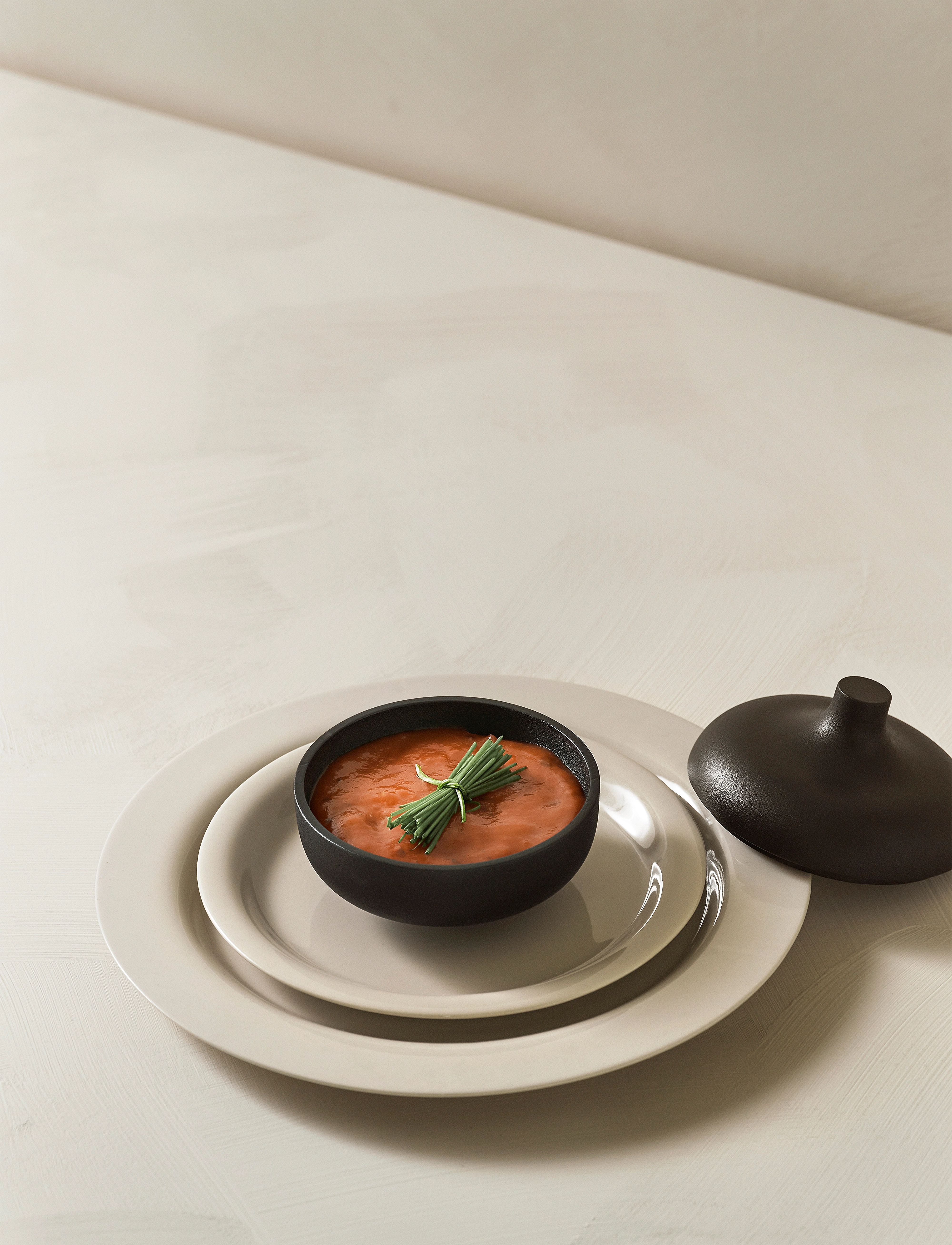 Design House Stockholm Sand Plate 28 Cm, Ø cm, Plates, Weiß - Dinner Homeware