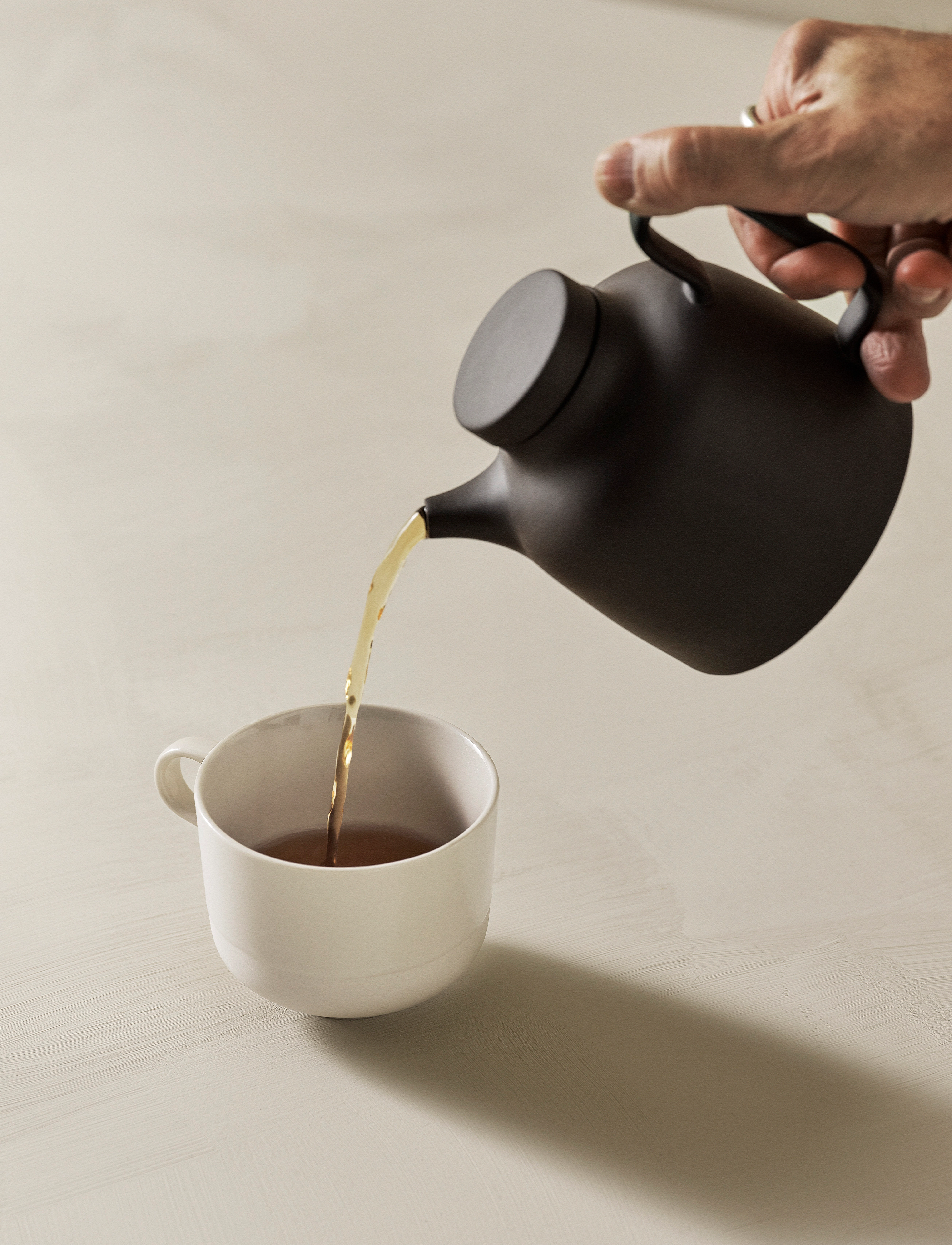 Design House Stockholm Sand Cup W. Handle, 35 CL, Cups & Mugs, Beige - Coffee Cups, Homeware