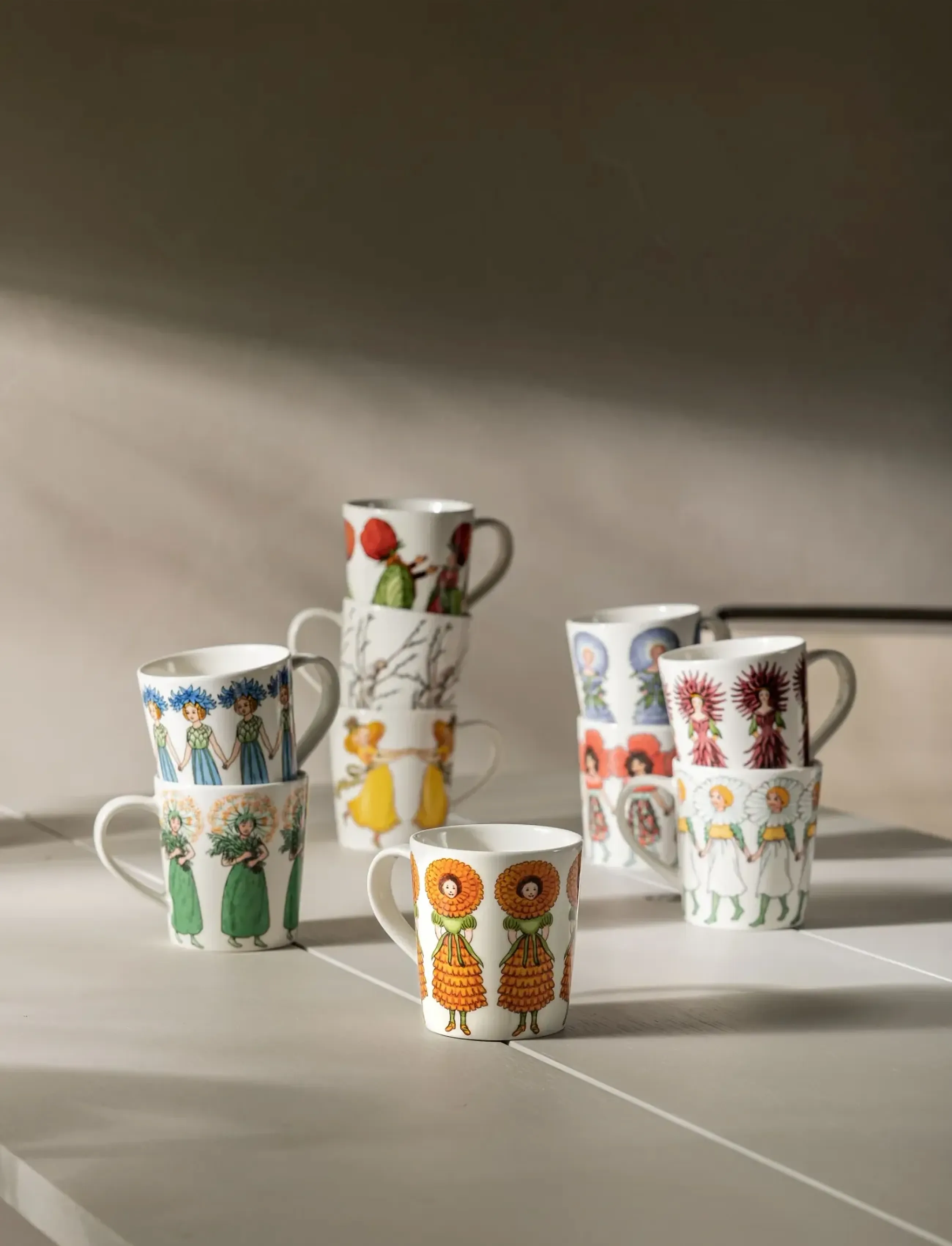 Design House Stockholm - Mrs Marigold Mug with handle - multi - 4