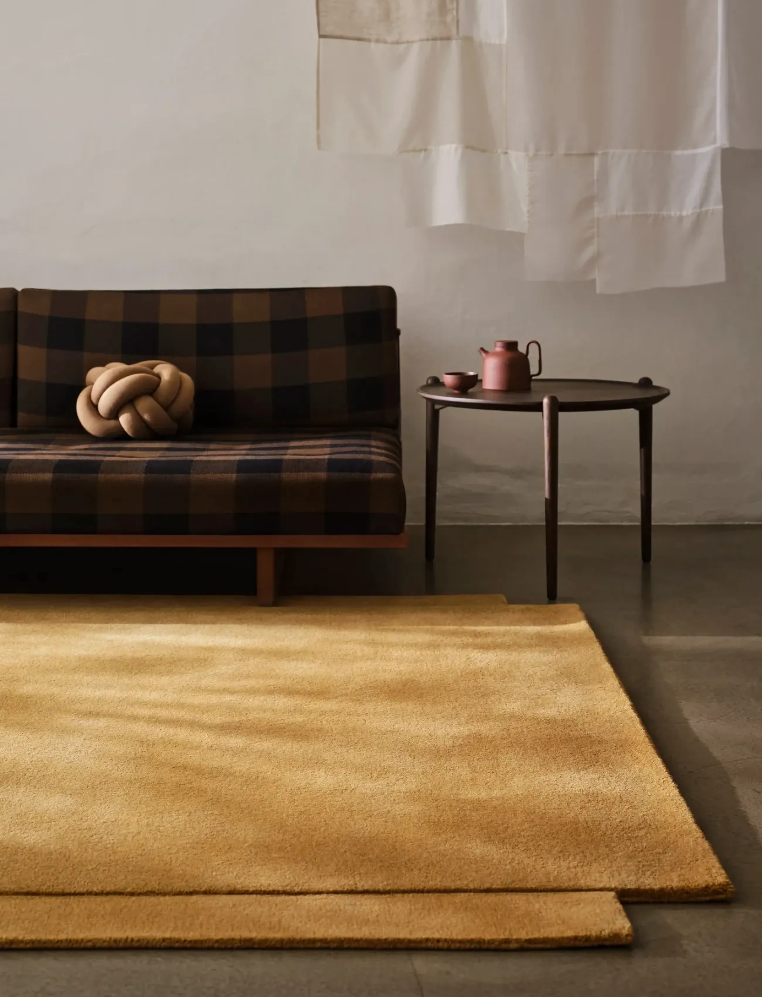 Design House Stockholm - Aria Table Low - bijzettafels en kleine tafeltjes - dark oak - 3
