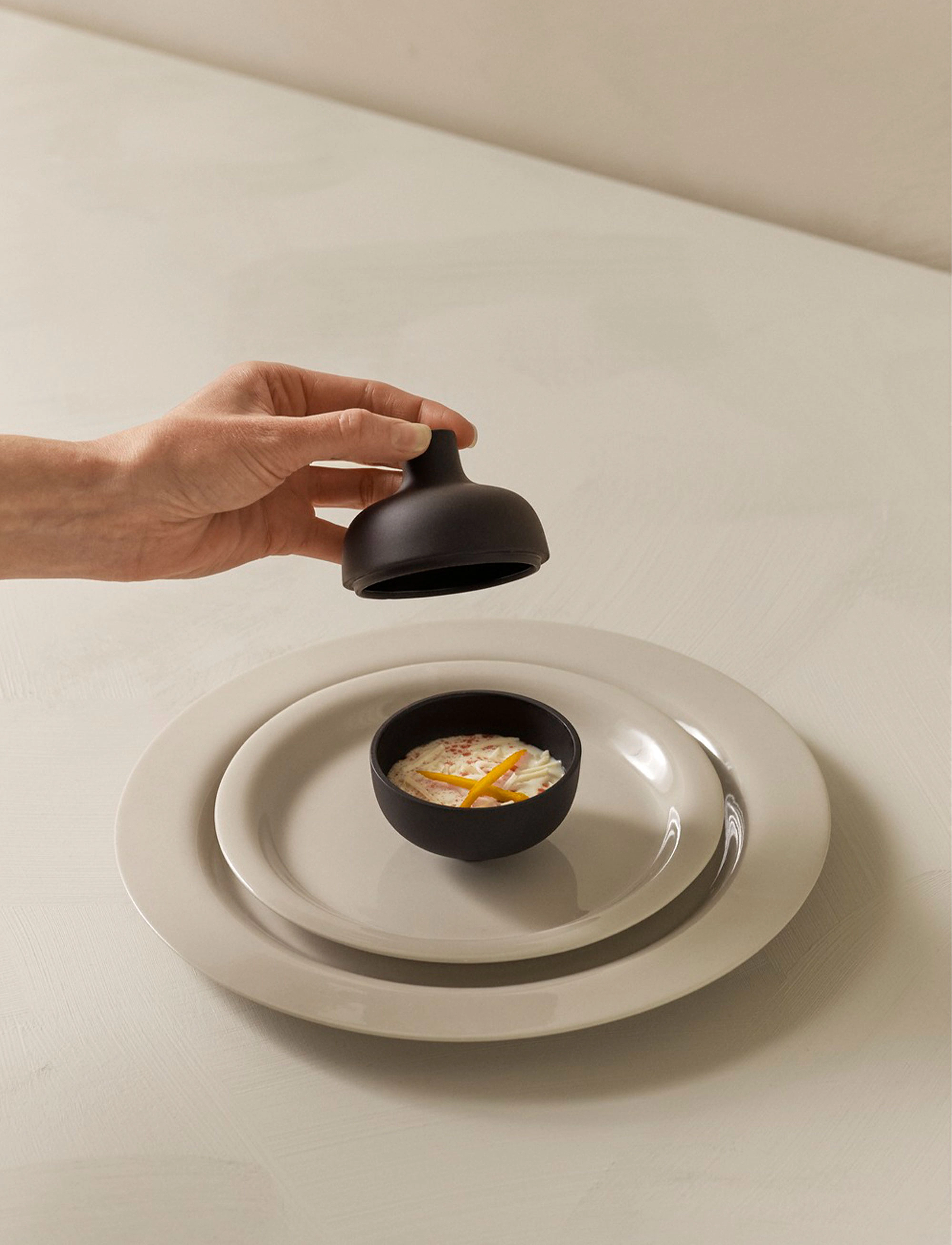 Design House Stockholm Sand Small Bowl W Lid, One Size, Bowls & Serving Dishes, Blau - Bowls, Homeware