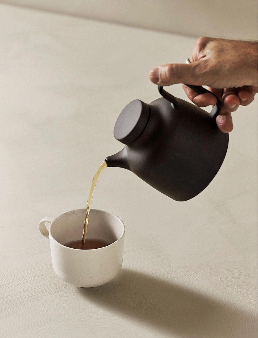 Design House Stockholm - Sand Tea Pot inc. Tea Strainer - teekannud - black - 0