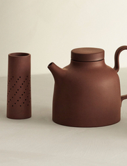Design House Stockholm - Sand Tea Pot inc. Tea Strainer - tējkannas - red - 3