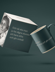Design House Stockholm - Astrid Lindgren Mug 21 - zemākās cenas - dark blue - 2