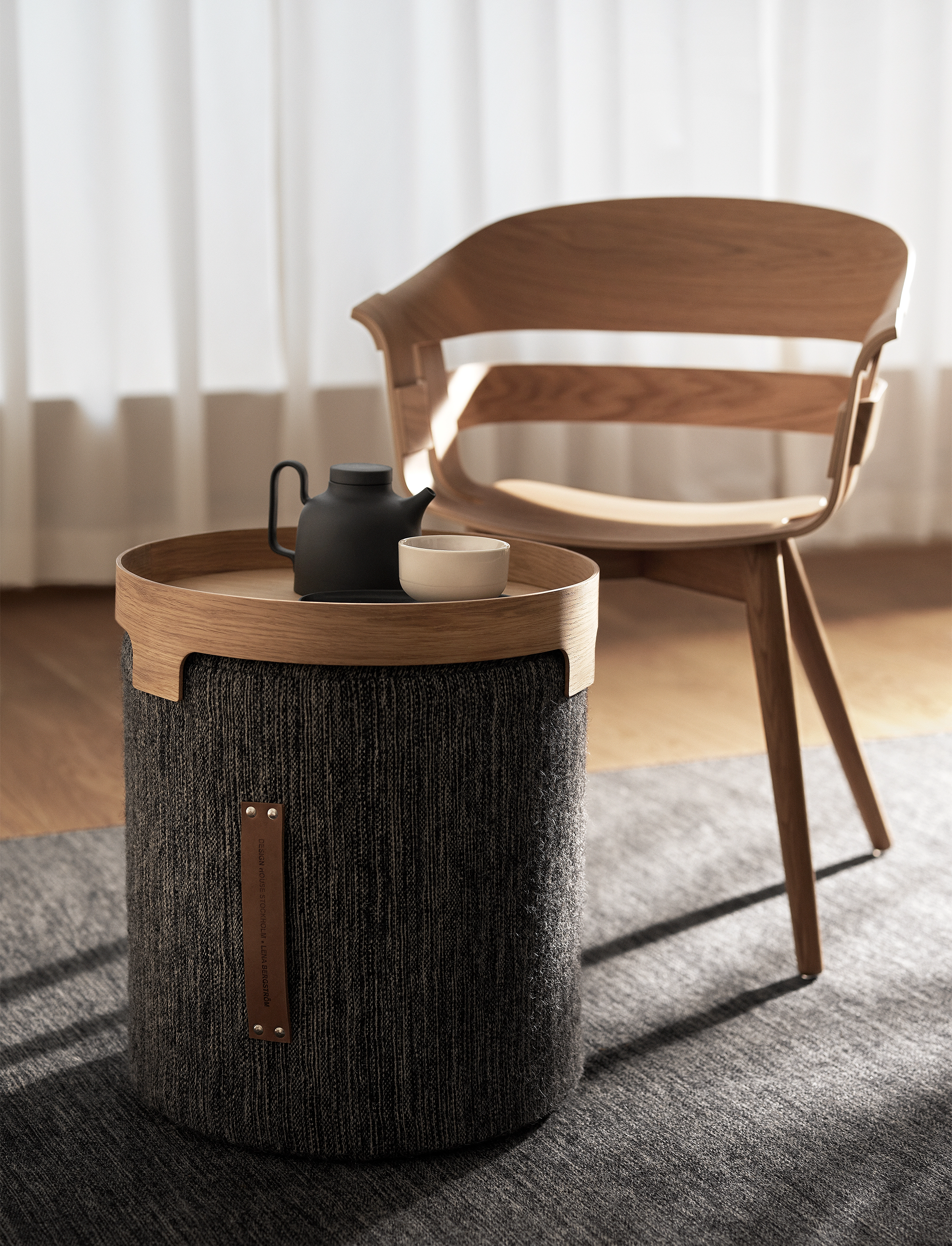 Design House Stockholm - Bridge Tray - serveringsbakker - oak - 2