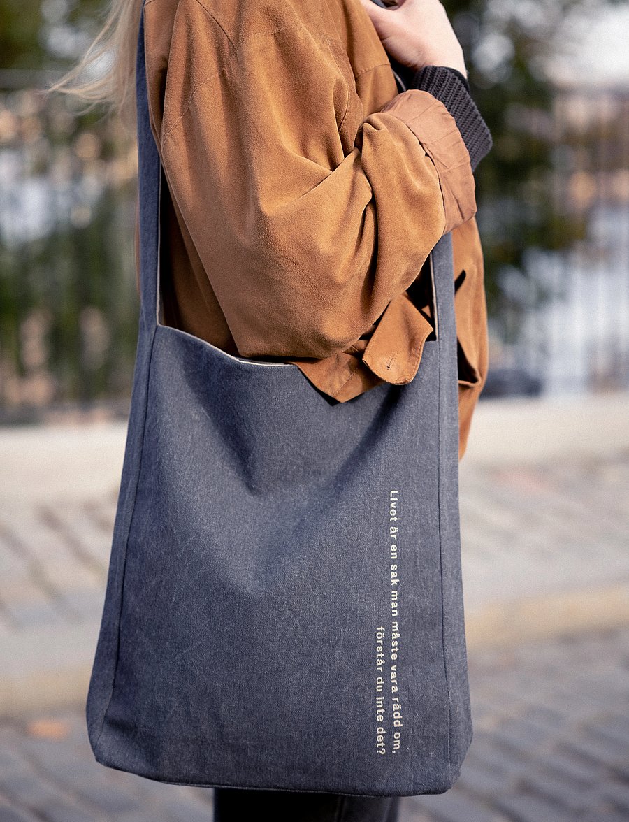Design House Stockholm - Astrid Lindgren Tote bag - tote bags - navy - 2