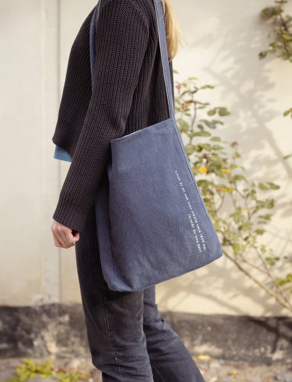 Design House Stockholm - Astrid Lindgren Tote bag - totes - navy - 4