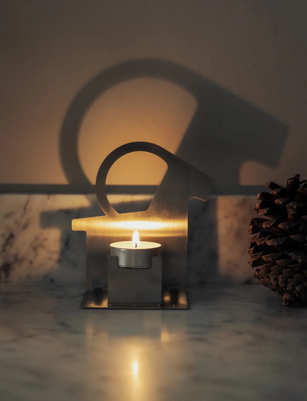 Design House Stockholm - Pop-Up Candleholder Christmas Goat - Stainless Steel - teelichthalter - silver - 4