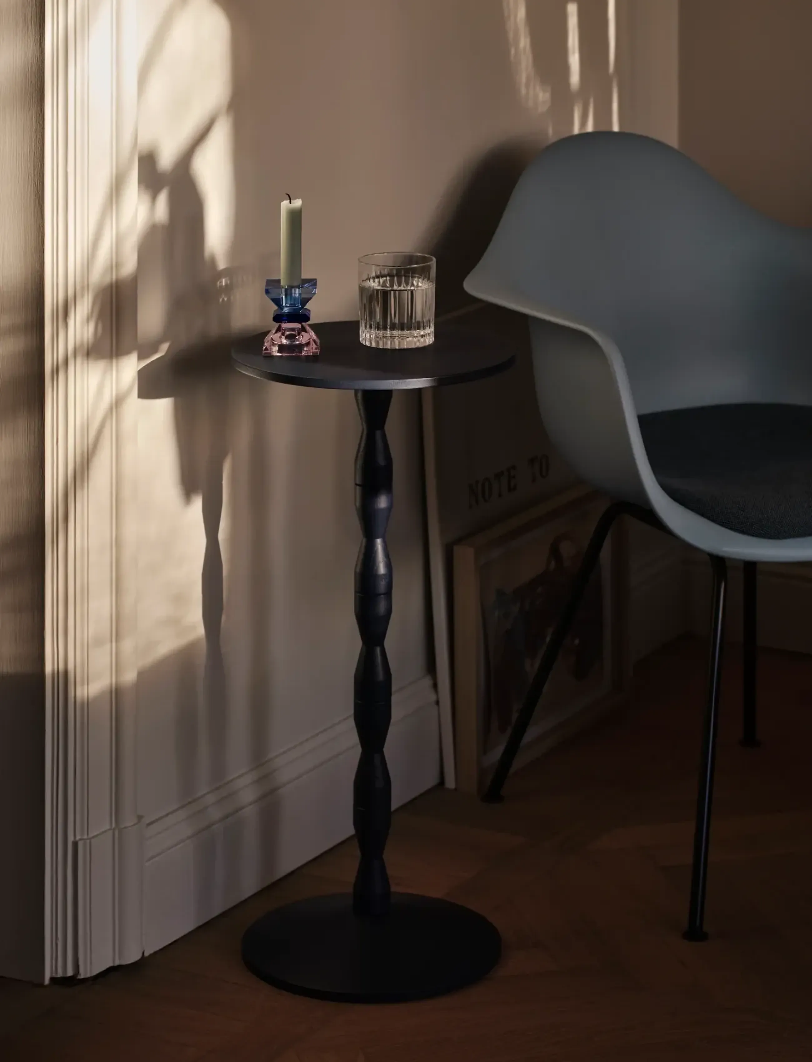 Design House Stockholm - Pedestal Table - side tables & small tables - blue - 2