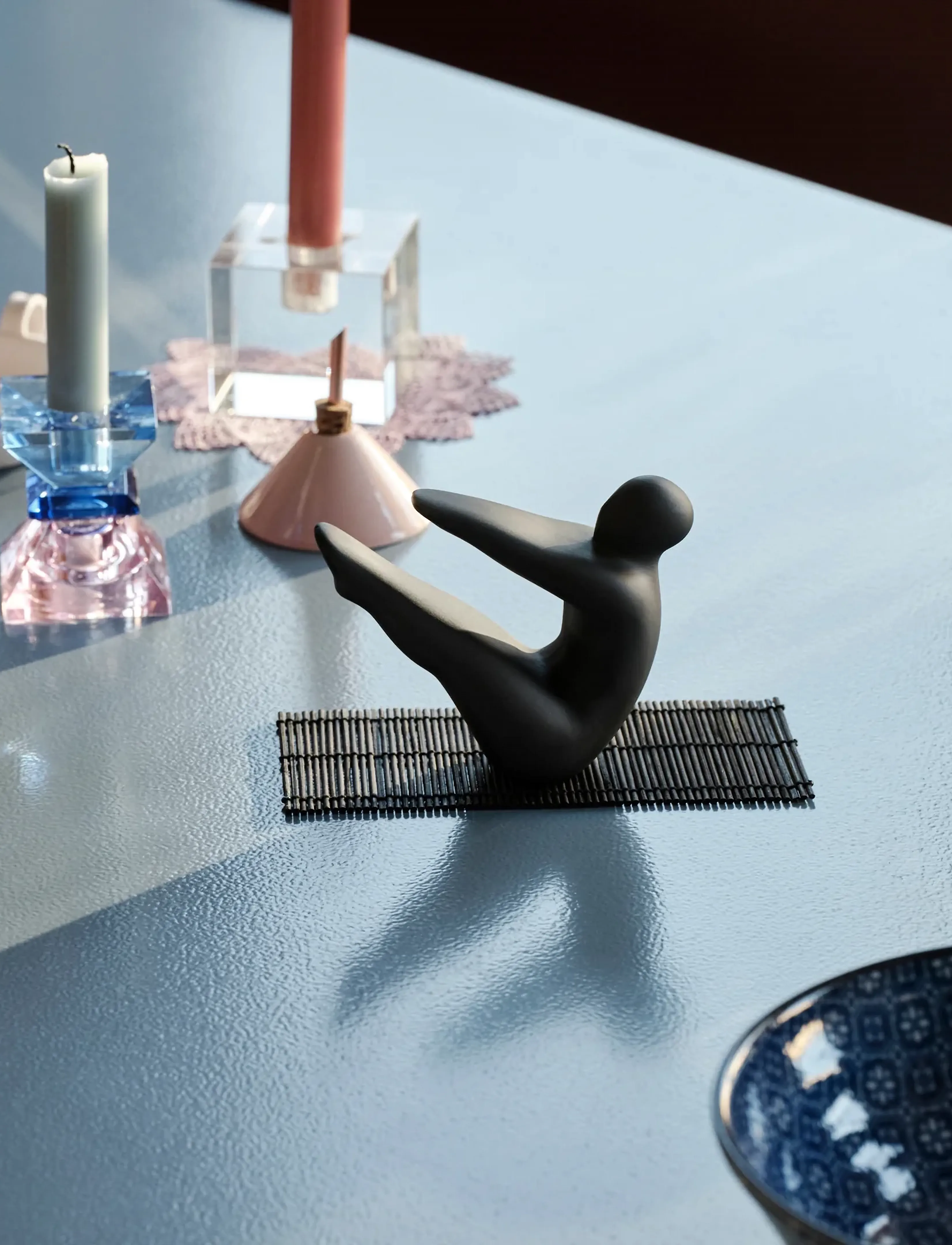 Design House Stockholm Yoga 2, 6.8X9.7X10.9 cm, Decorative Accessories-details, Schwarz - Figures & Sculptures, Homeware