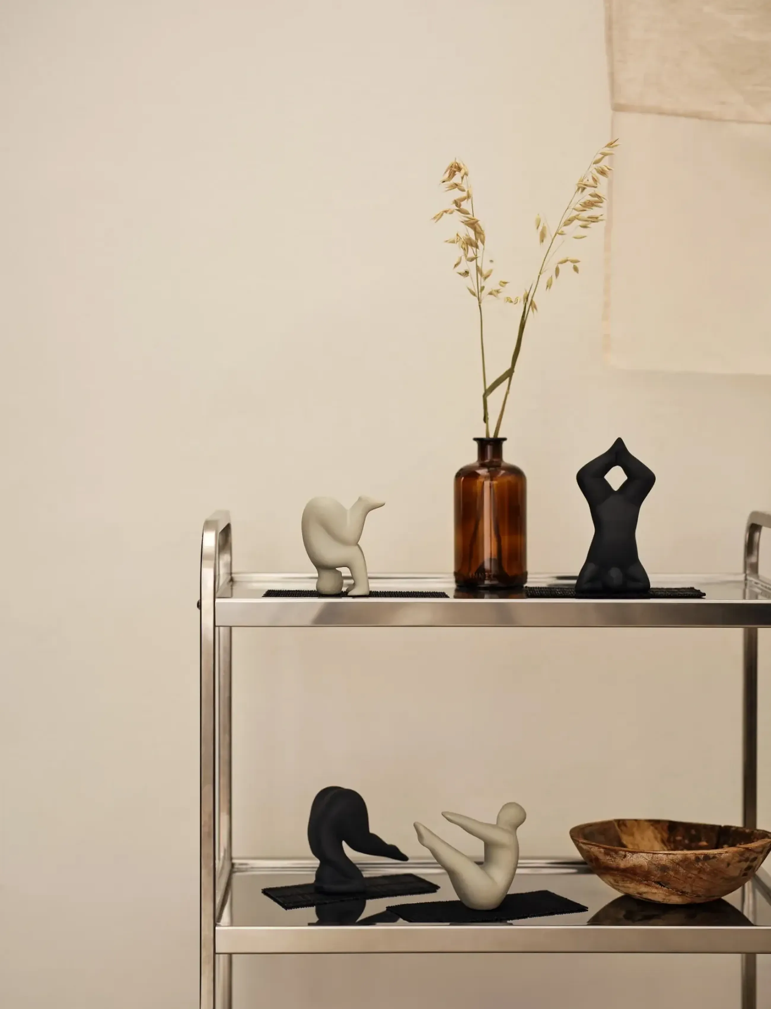Design House Stockholm - Yoga 3 - skulpturer & figurer - black - 3