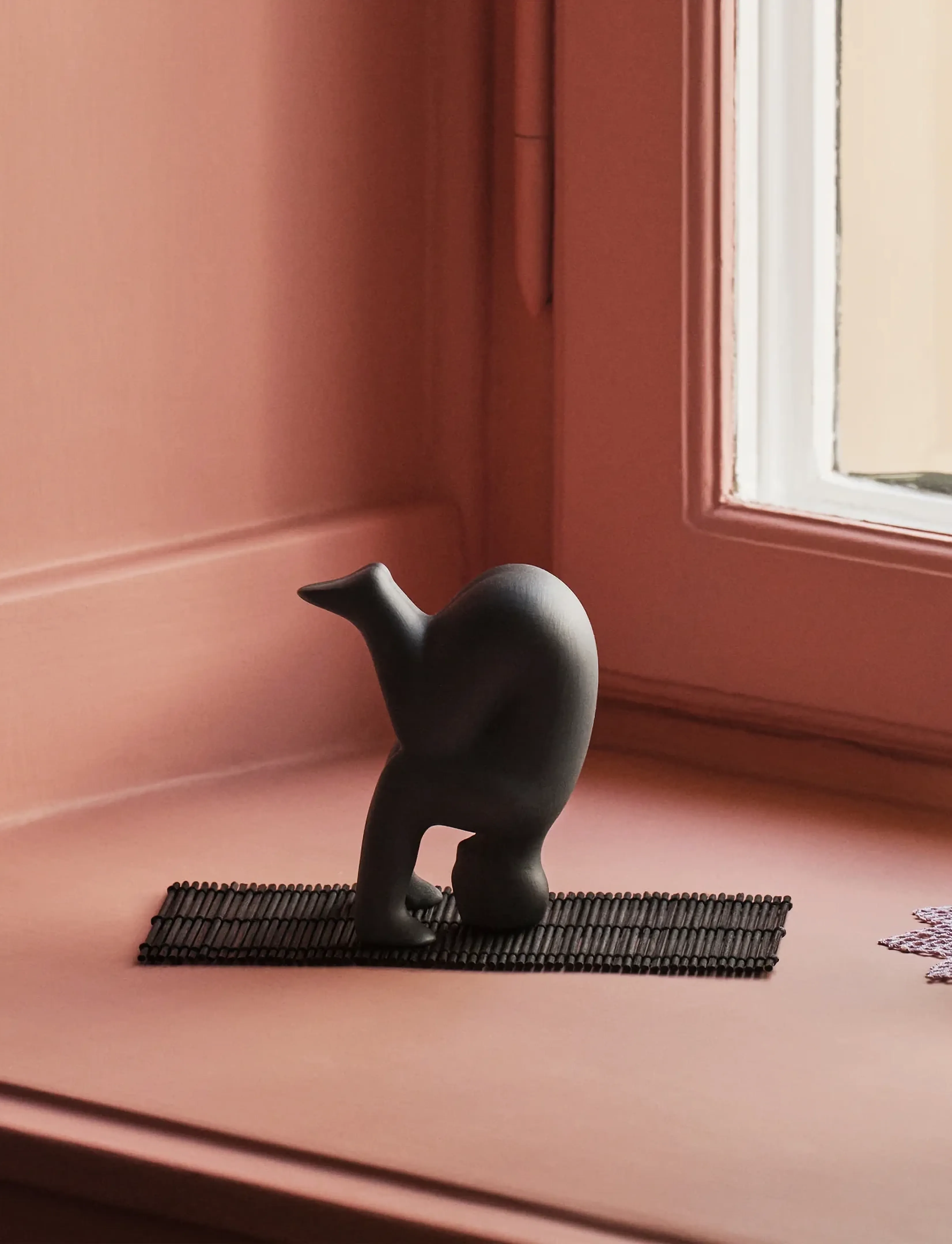 Design House Stockholm Yoga 4, 5X12.9X10.2 cm, Decorative Accessories-details, Schwarz - Figures & Sculptures, Homeware