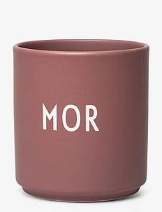 Favourite cup, Design Letters