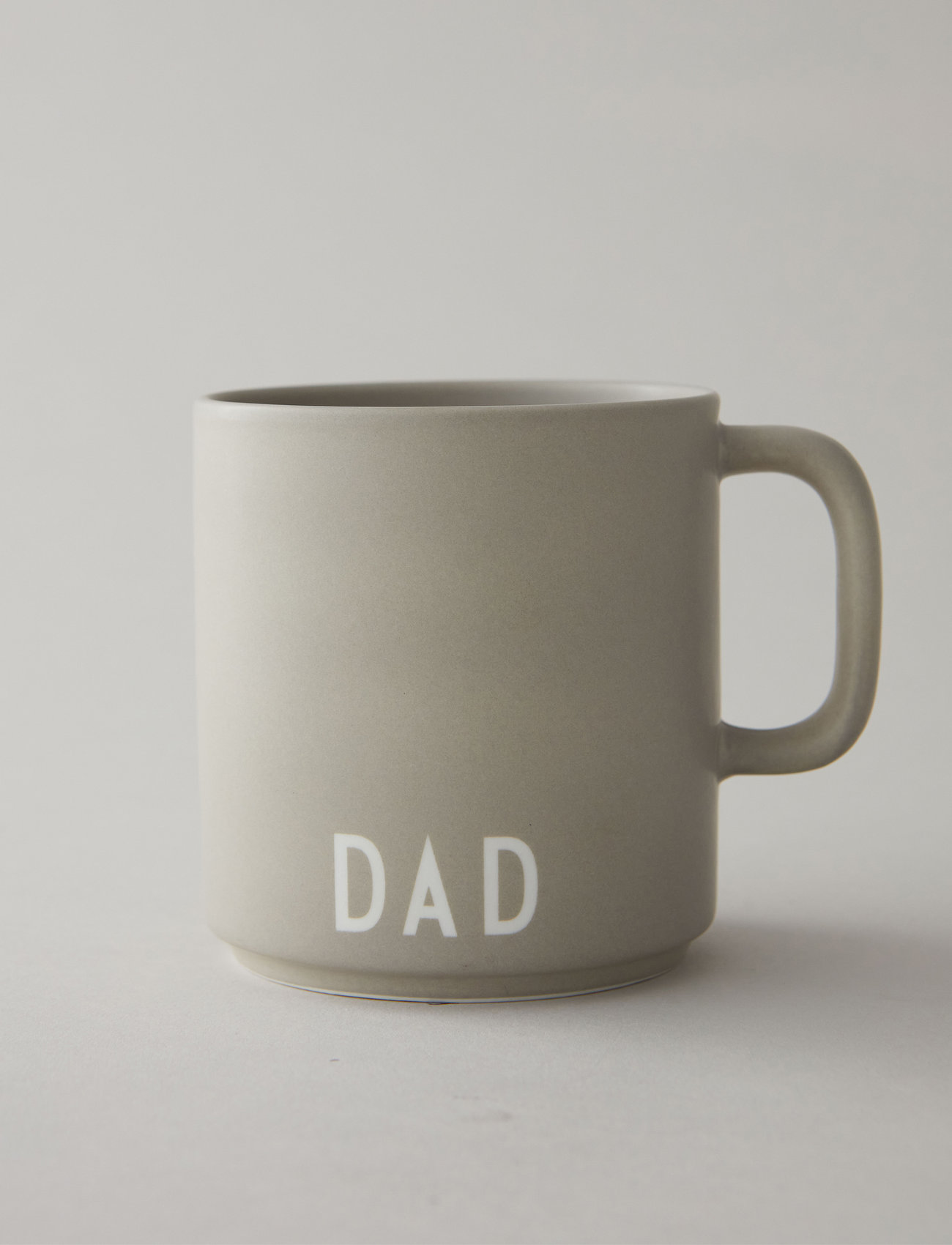 Design Letters - Favourite cup with handle - de laveste prisene - cool gray 5c - 1