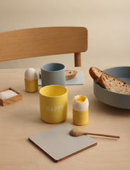 Design Letters - Egg cups (set of 2 pcs) - madalaimad hinnad - yellow 121c - 2