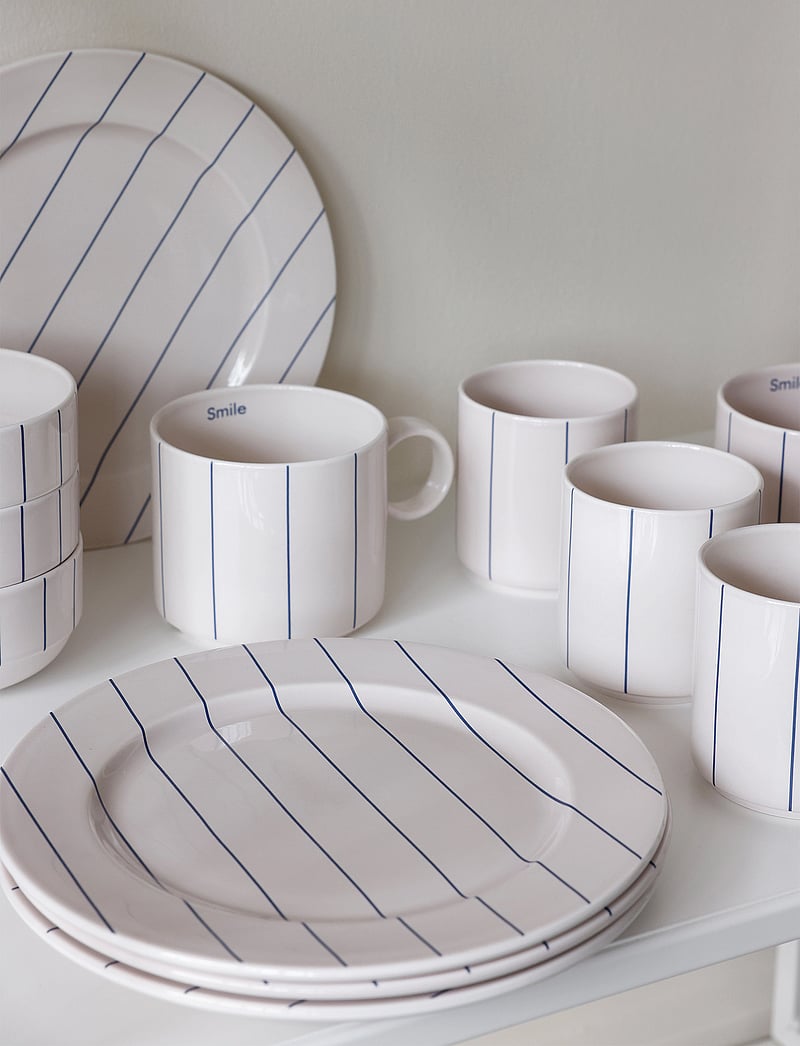 Design Letters - Pyjamas jumbo cup - kaffekoppar - pastel beige + midnight blue - 3