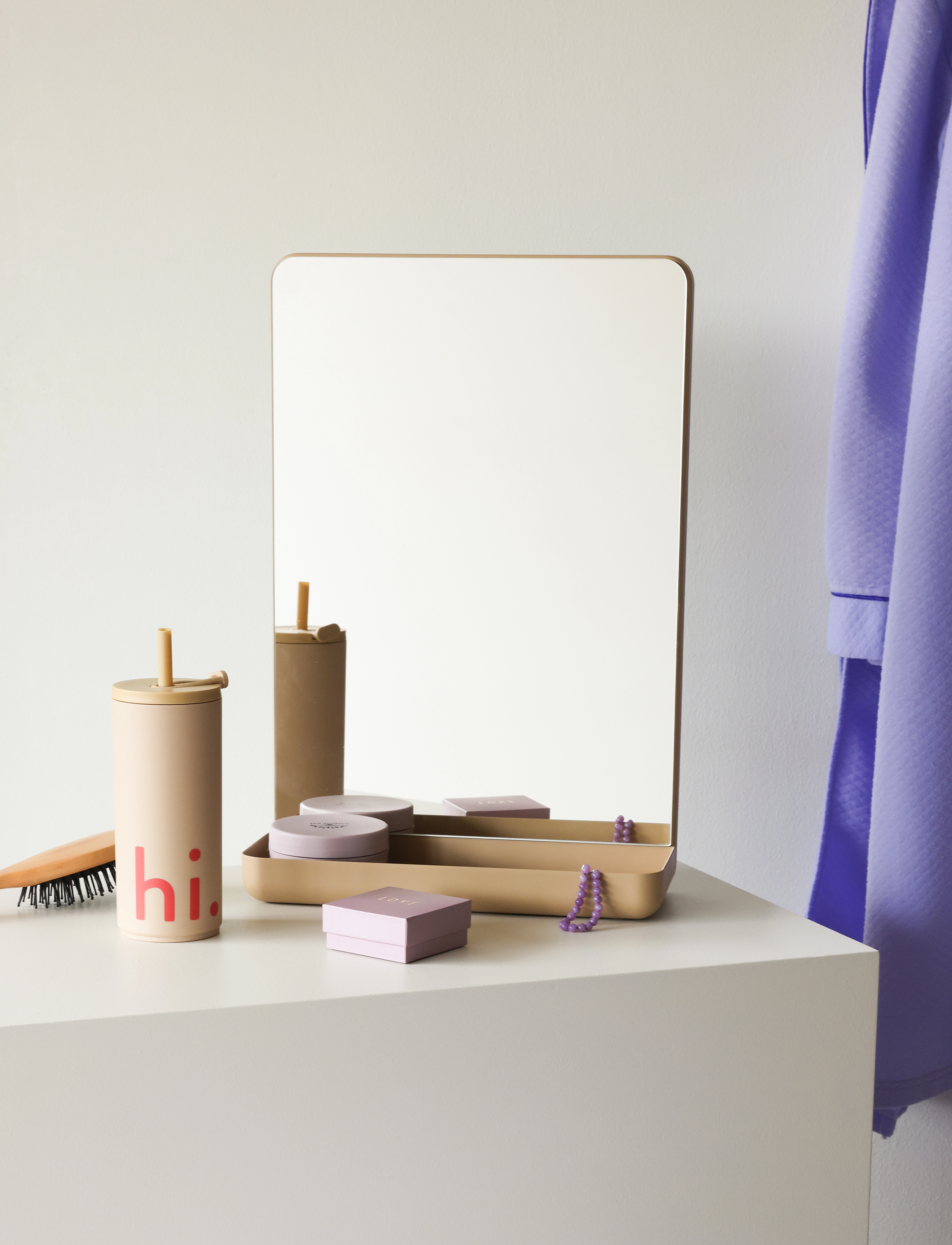 Design Letters - Wall Mirror Mirror shelf - väggspeglar - beige 4675c - 3