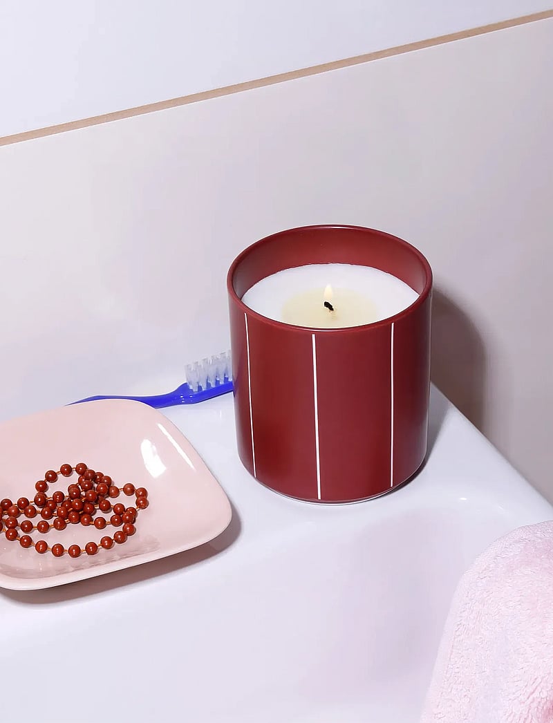 Design Letters - Pyjamas Scented candle - köp efter pris - syrrah burgundy - 1