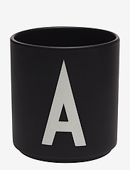 Design Letters - Black Porcelain Cups A-Z - kaffetassen - black - 0