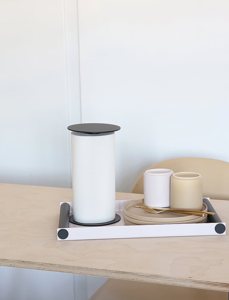 Design Letters - Rolling. Kitchen paper roll - küchenrollenhalter - black - 1