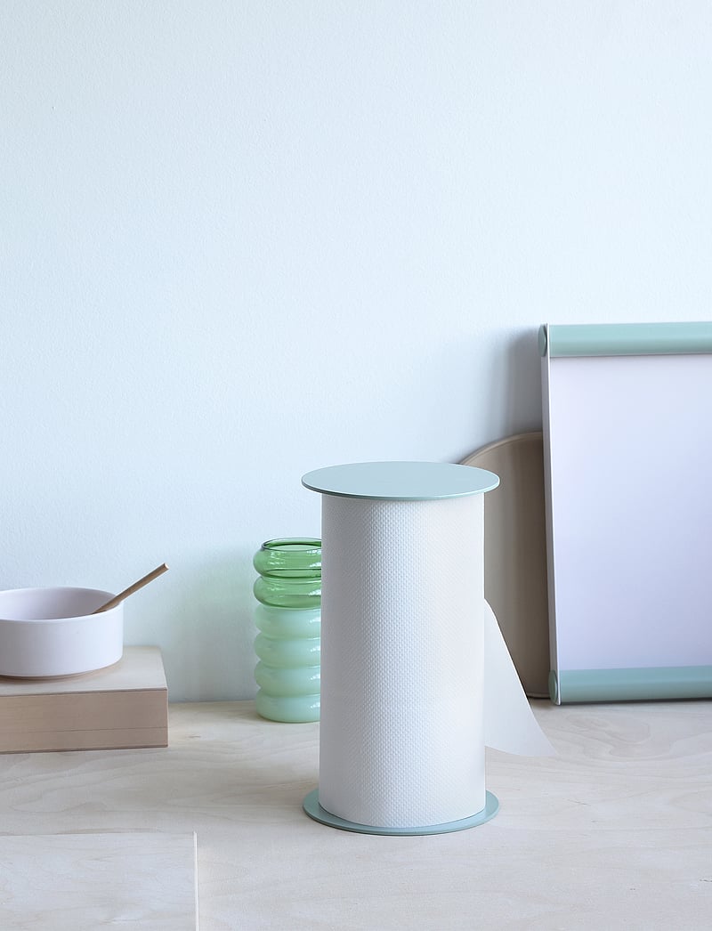 Design Letters - Rolling. Kitchen paper roll - hushållspappershållare - green - 1