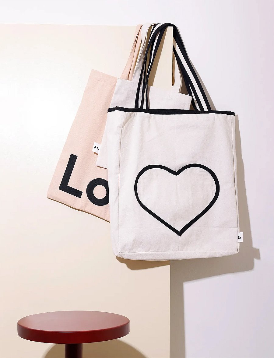 Design Letters - In My Heart. Travel bag - tote bags - natural / black - 1